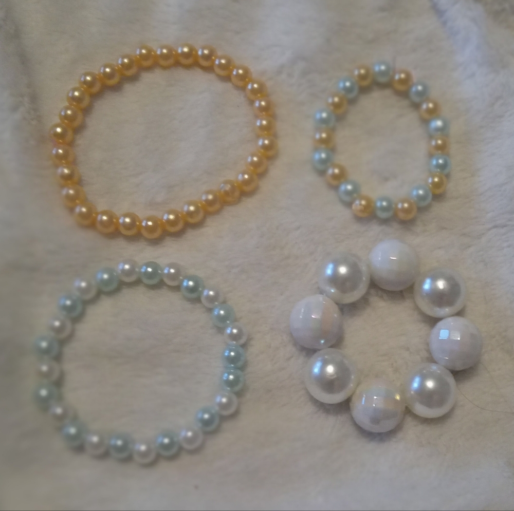 Elegant Pearl Bracelet Set